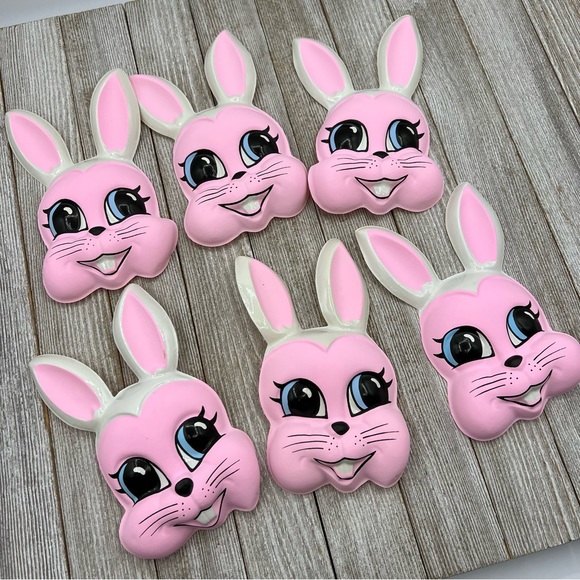 Vintage Kitschy Pink & Beige Easter Bunny Face Cake Topper Decor, 6.25 Inch - Picture 2 of 7